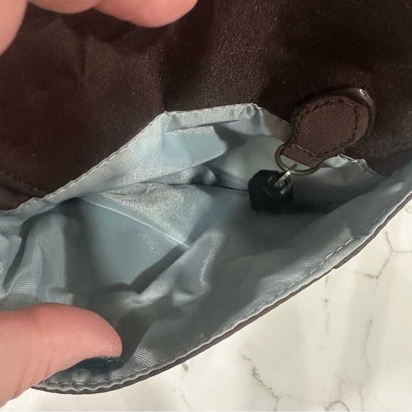 Travelon Anti-Theft Classic Crossbody Bag - Brown with LED Light - Picture 7 of 16